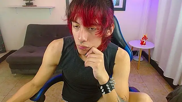 adriaan_18 webcam show