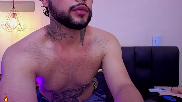 Gael_Monroe: διαδικτυακό σόου στην κάμερα