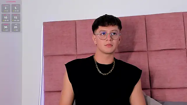 VickBennet Webcam Show