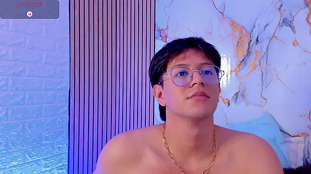 VickBennet's Live XXX Chat