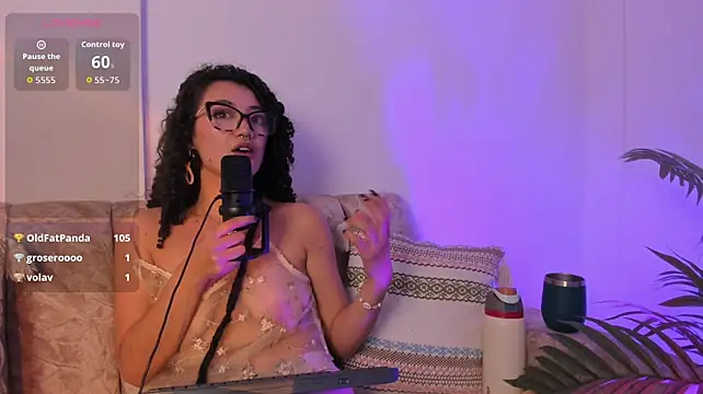 CurlyMeryJane live XXX chat