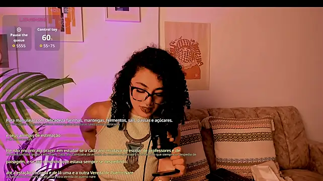 Živý XXX chat CurlyMeryJane
