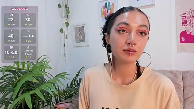 Pokazy przed kamerką – CurlyMeryJane