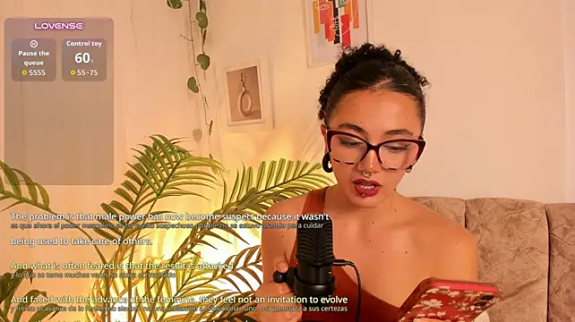 عرض كام CurlyMeryJane