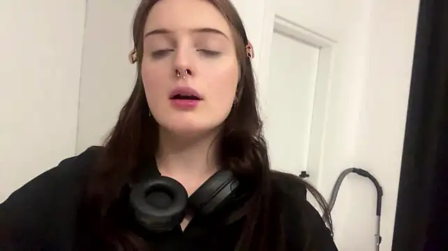 Volume_sound Шоу с уебкамера