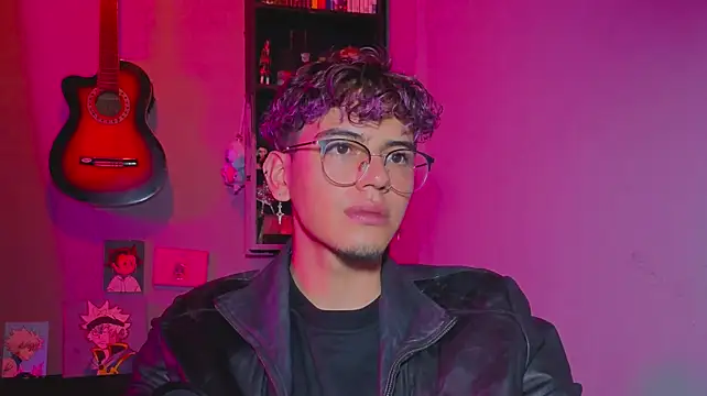 הופעת וובקאם של MikeyKuro