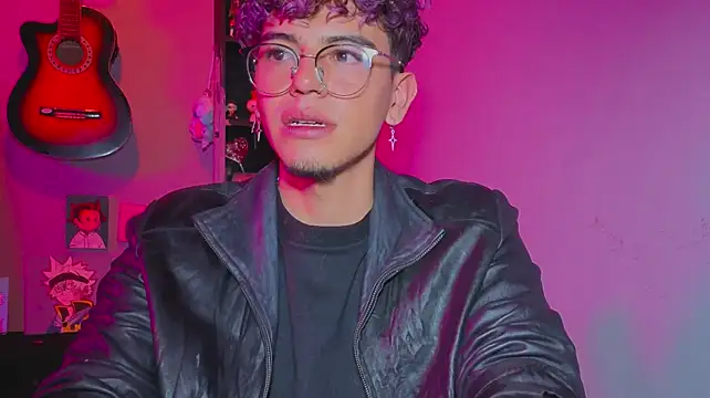 عرض كام MikeyKuro