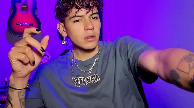 Webkamerová show MikeyKuro