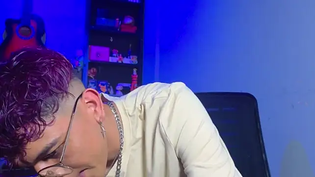 عرض كام MikeyKuro