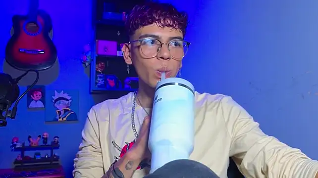Show de MikeyKuro na webcam