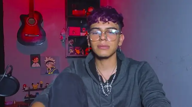MikeyKuro's Webcam Show