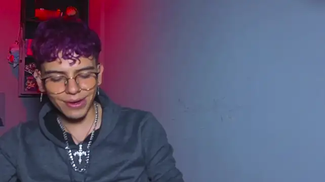 MikeyKuro 在線直播表演