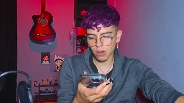 הופעת וובקאם של MikeyKuro
