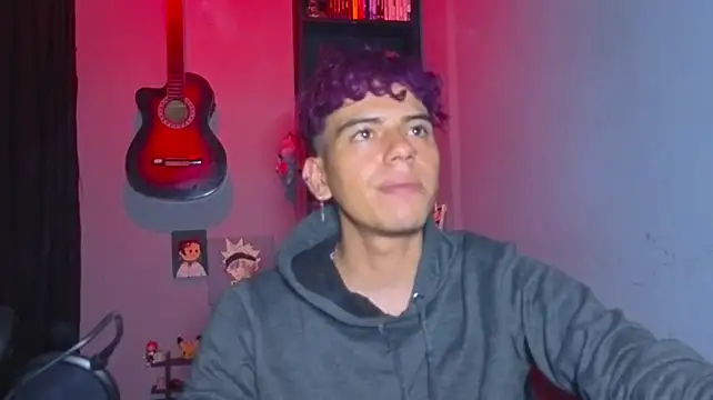 MikeyKuro Webcam-Show