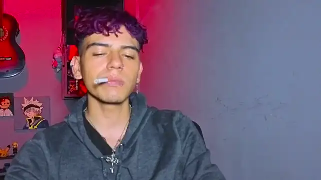 Show de MikeyKuro na webcam