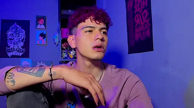MikeyKuro's Webcam Show