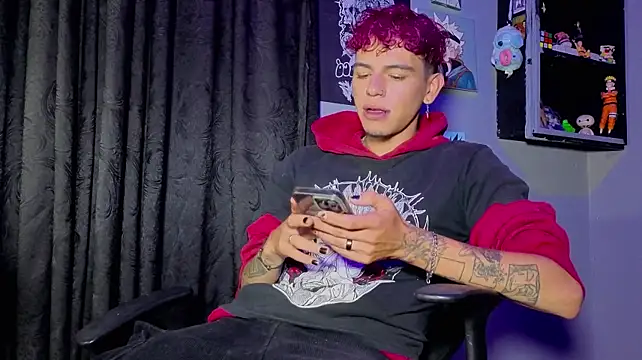 عرض كام MikeyKuro