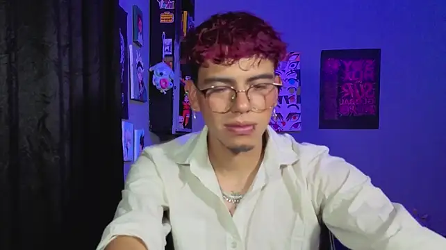 عرض كام MikeyKuro