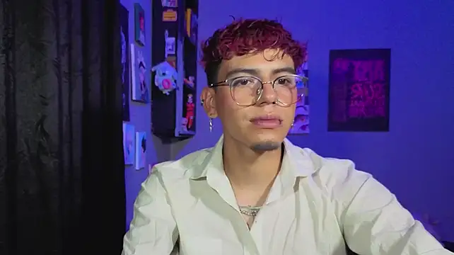 MikeyKuro's Webcam Show