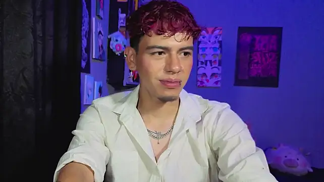 MikeyKuro's Webcam Show