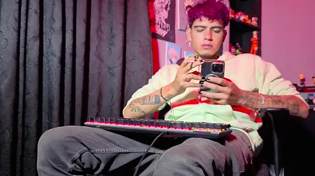 Show de webcam de MikeyKuro