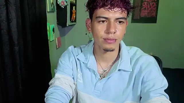 MikeyKuro's Webcam Show