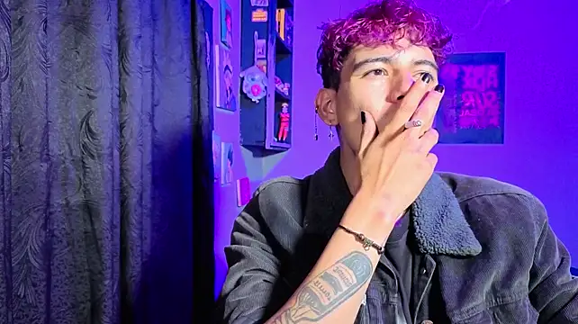 Show de MikeyKuro na webcam