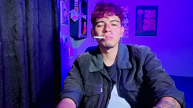 MikeyKuro Adlı Modelin Web Kamerası Şovu