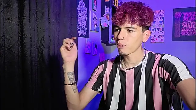 عرض كام MikeyKuro