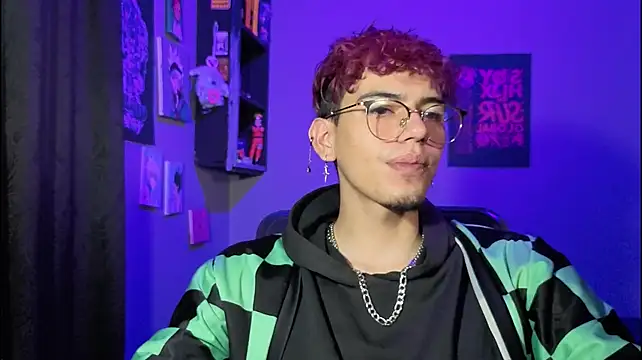 MikeyKuro's Webcam Show