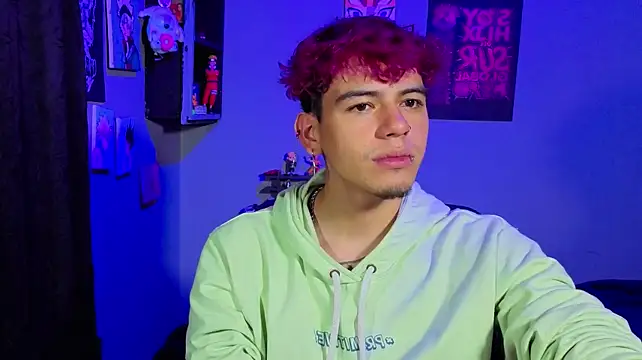 MikeyKuro's Webcam Show