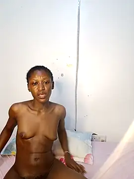 Divine-Ass Adlı Modelin Canlı XXX Sohbeti