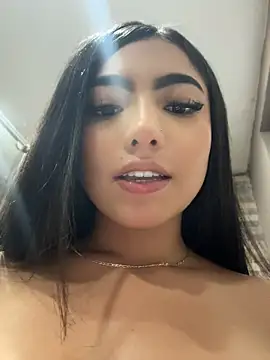 Valentina-gomezz Live XXX-Chat