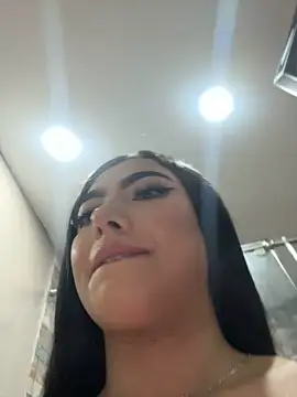 Valentina-gomezz Show in webcam