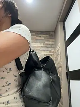 Valentina-gomezz's Webcam Show
