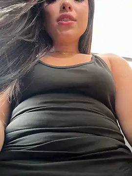Chat XXX en directo de Valentina-gomezz