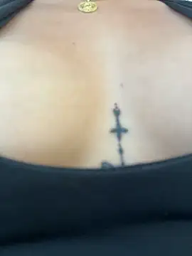 Valentina-gomezz's Webcam Show