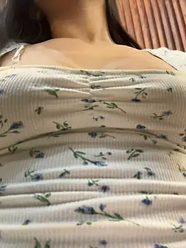 Chat XXX ao vivo de Valentina-gomezz