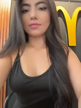 Show modela Valentina-gomezz na web-kameri