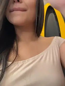 Valentina-gomezz Adlı Modelin Web Kamerası Şovu