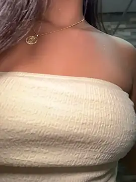 Chat XXX ao vivo de Valentina-gomezz