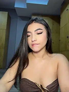 Valentina-gomezz: онлайн-секс-чат