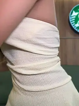Valentina-gomezz Show in webcam