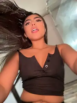 Chat +18 de Valentina-gomezz ao vivo