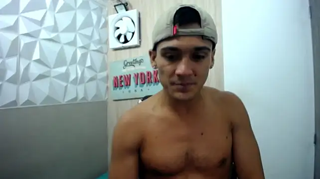 Show modela Jhon_athlete na web-kameri