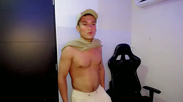 Jhon_athlete: διαδικτυακό σόου στην κάμερα