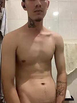 omarjr009: διαδικτυακό σόου στην κάμερα