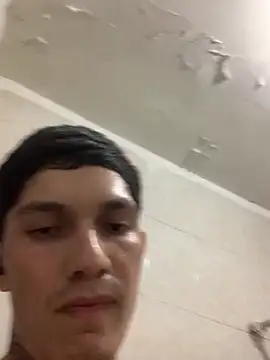 omarjr009 webkamerás műsora