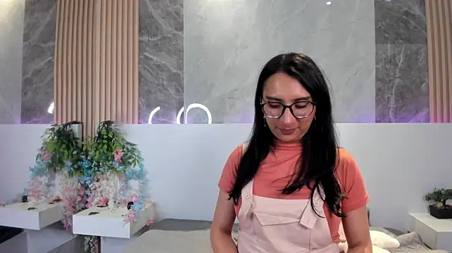 CuteCherryVelvet Webcam show
