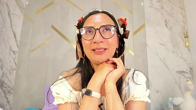 CuteCherryVelvet's Webcam Show